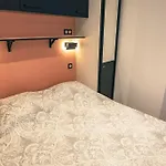 Climatise Avec Garage Au Coeur Du Centre Ancien Apartamento