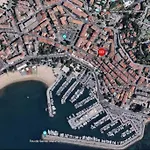 Climatise Avec Garage Au Coeur Du Centre Ancien Sainte-Maxime