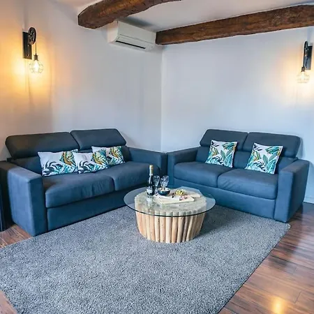 Apartmán Climatise Avec Garage Au Coeur Du Centre Ancien Sainte-Maxime